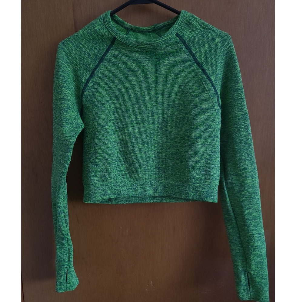 Fabletics Green Marled Long Sleeve Crop Top